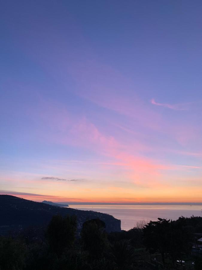 La Casa Del Sole Bed & Breakfast Vico Equense Exterior foto