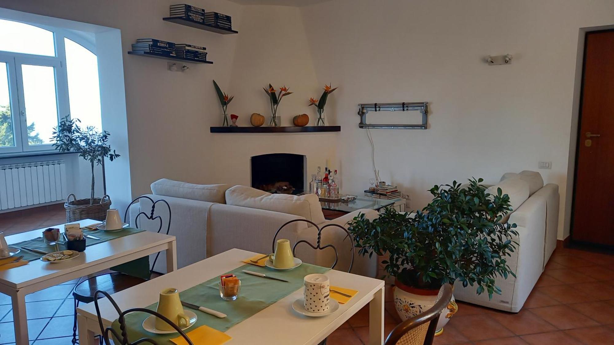 La Casa Del Sole Bed & Breakfast Vico Equense Exterior foto
